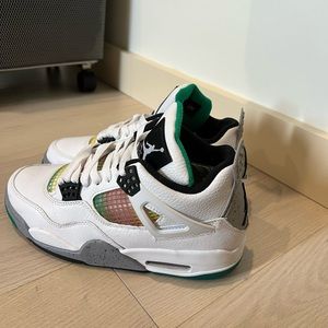 Jordan 4